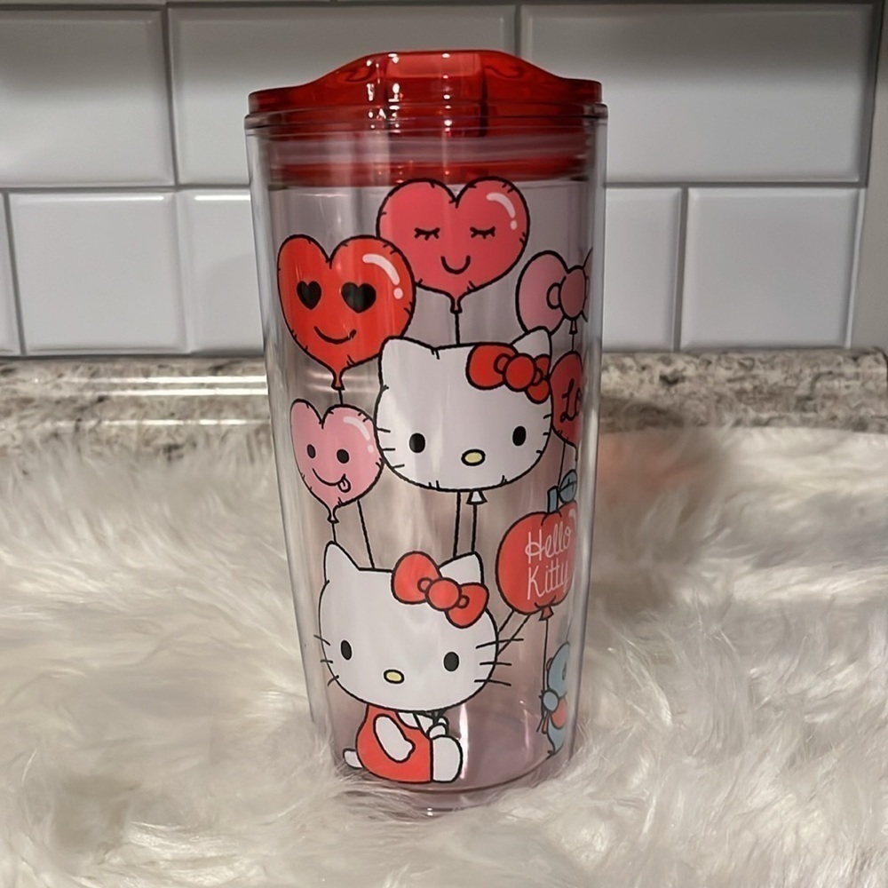 🆕 Hello Kitty Heart Balloons Tumbler with Lid